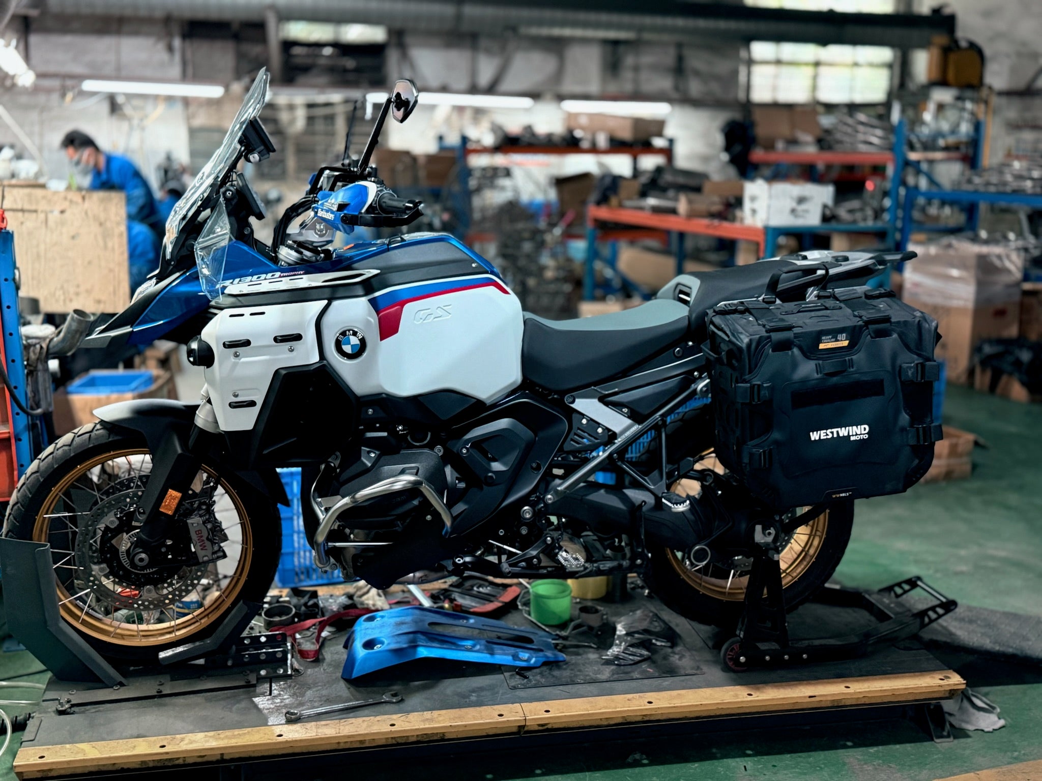 BMW – Year-End Sale is ON! -Westwind Moto Official Store